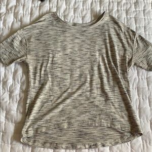 Lululemon T shirt